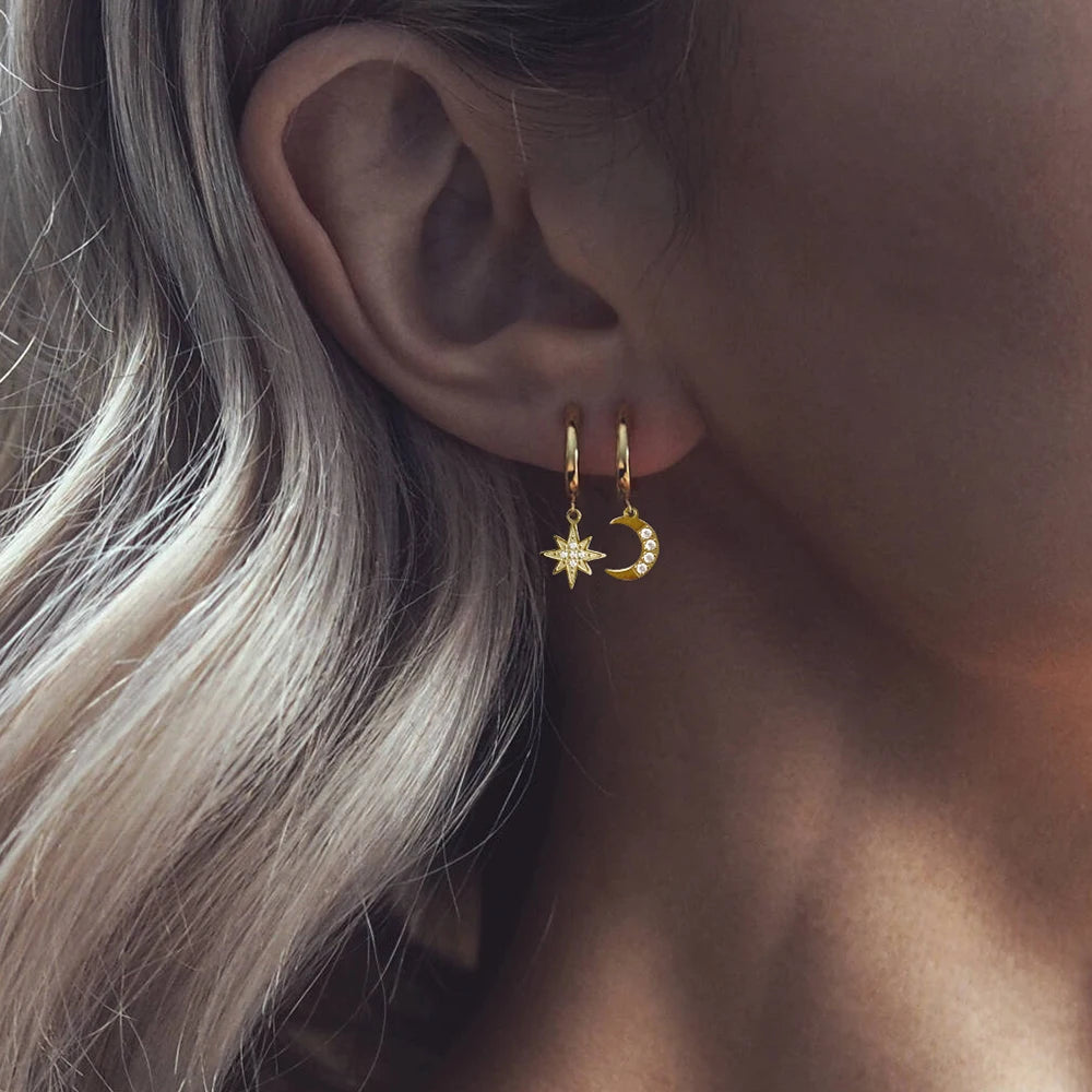 Universe earring star moon