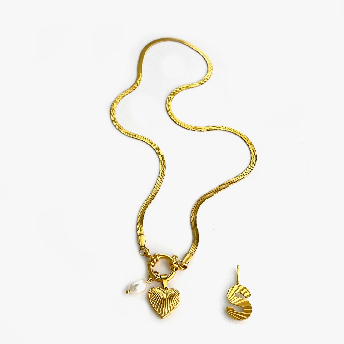 Mia’s Personalized necklace