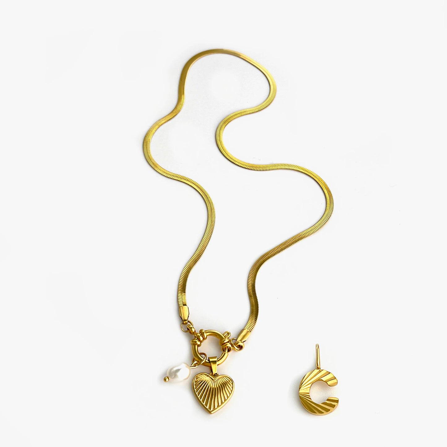 Mia’s Personalized necklace
