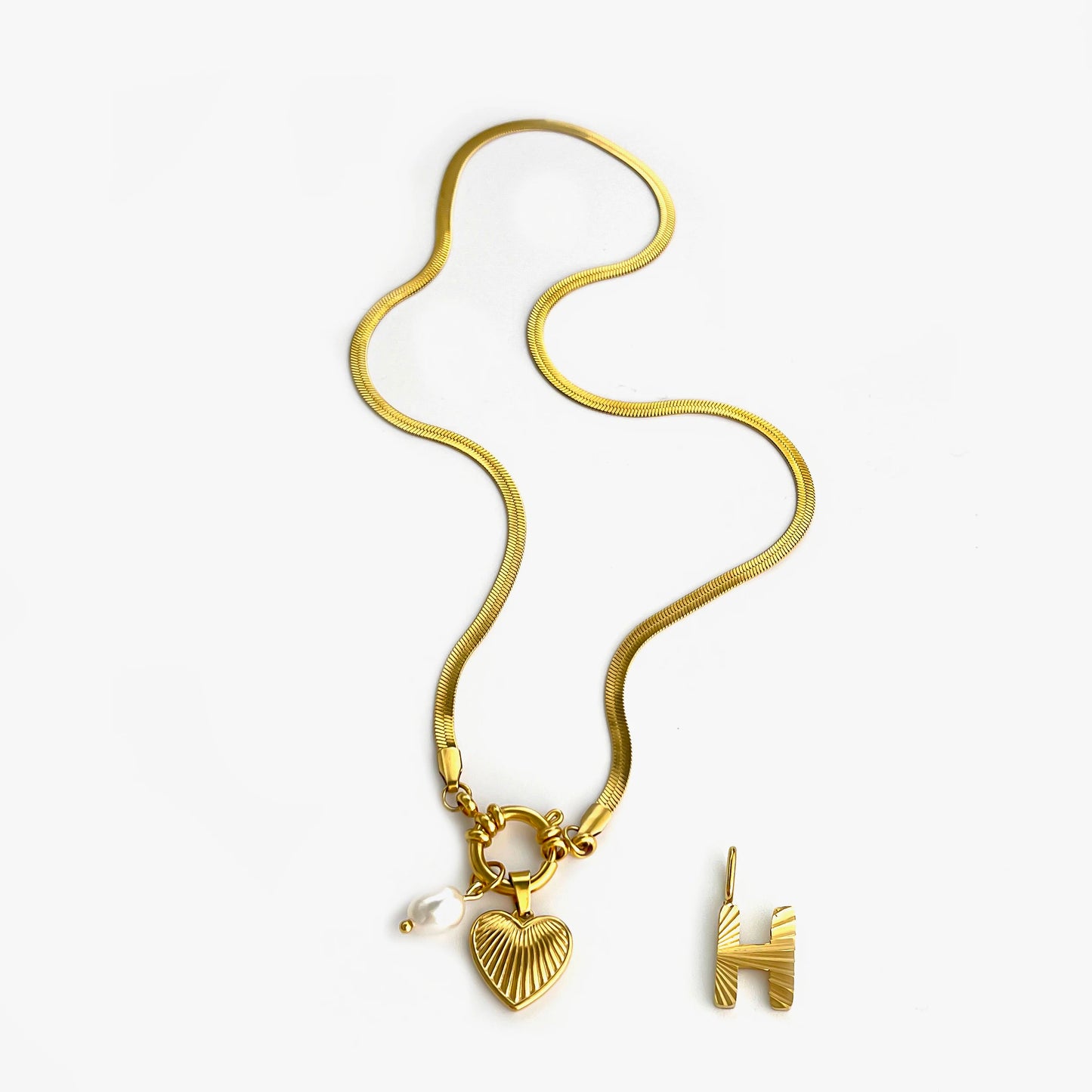 Mia’s Personalized necklace