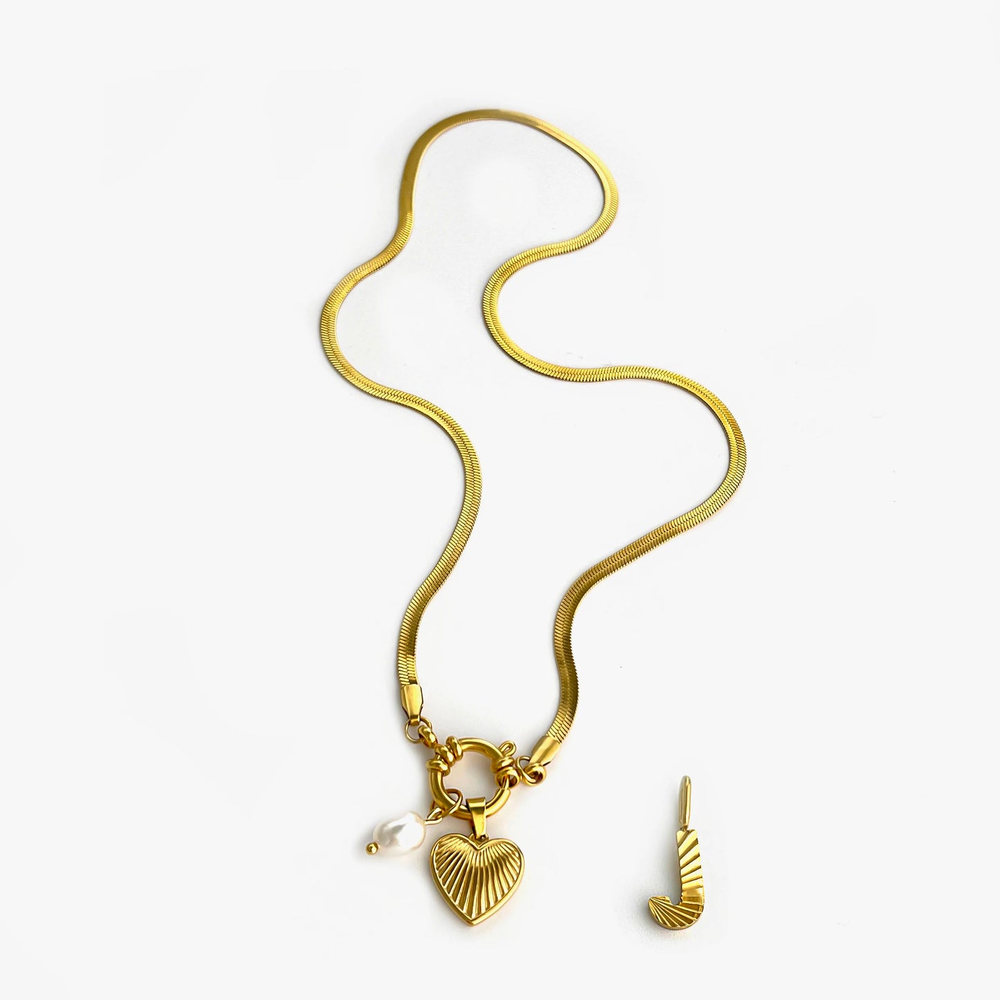 Mia’s Personalized necklace