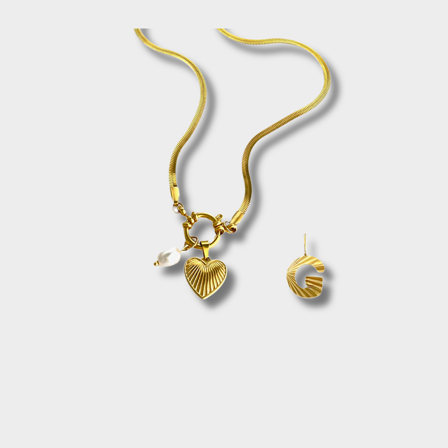 Mia’s Personalized necklace